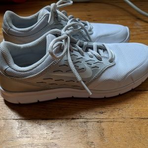Nike womens running shoes